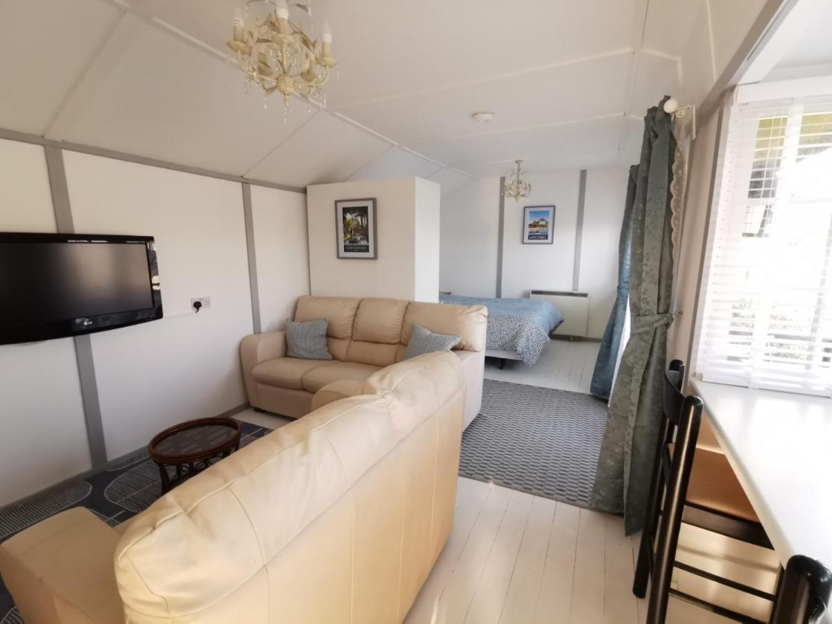Hollydene Lodge وايتستابل المظهر الخارجي الصورة